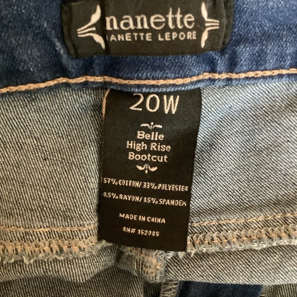 Nanette Lepore Size 20W Dark Blue Flare Women's Jeans W/Floral Embroidery. New - Picture 7 of 8